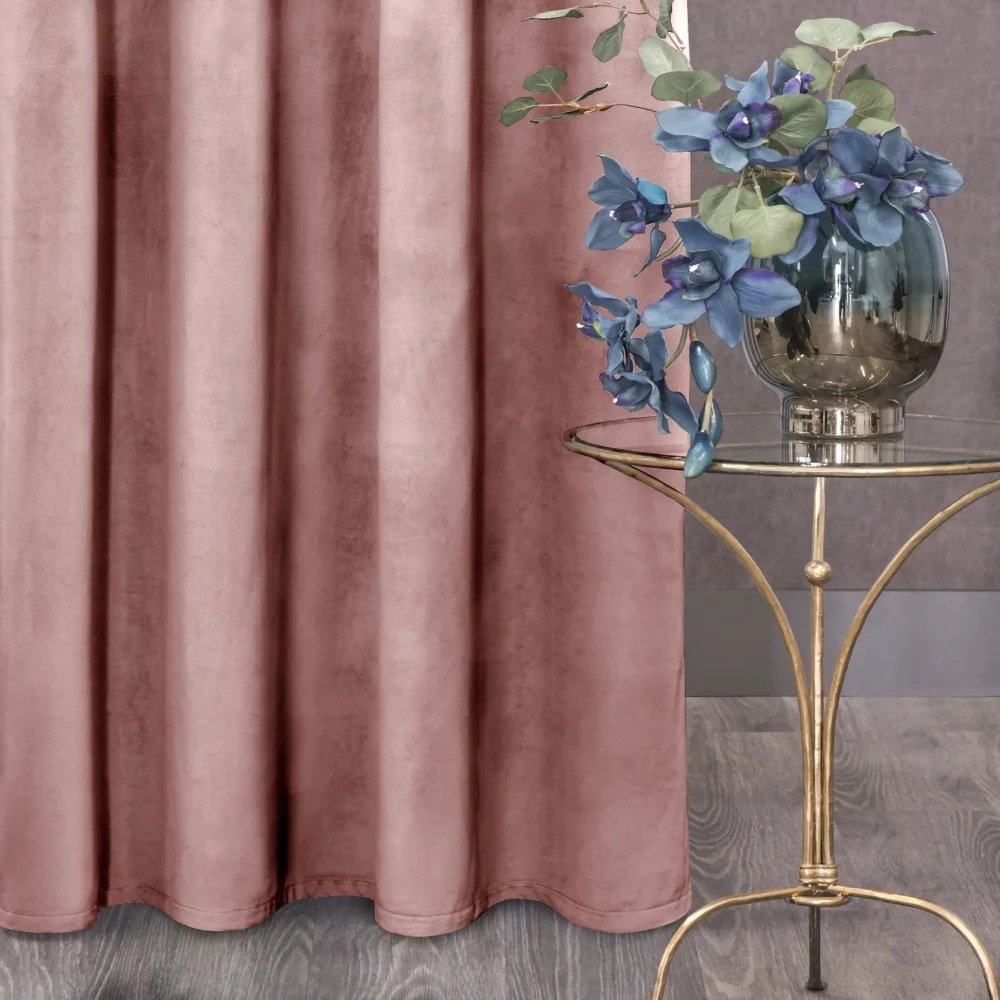 Draperie catifea roz inchis Melanie 140x270 cm cu bandă de prindere